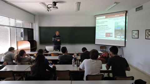 Ver la imagen en tamaño real. Charla sobre el LIFE+SEGURARIVERLINK en el Master de la Universidad de Alicante