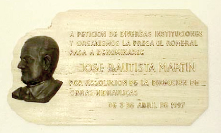 Foto placa embalse de José Bautista